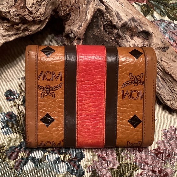 MCM Visetos Trifold Wallet in Cognac, Red & Black - Picture 2 of 11